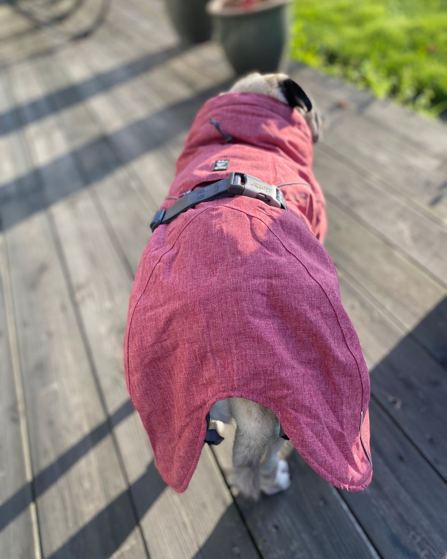 Dog blanket with reflective details | 35XL | Hurtta Expedition Parka