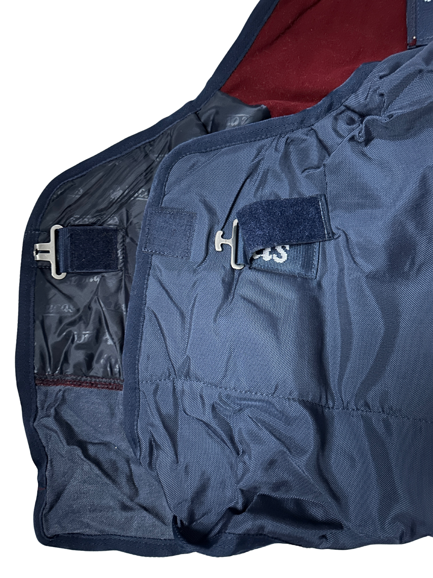 Stable cover 150 g | 140 | Buca's Multi Power Stable
