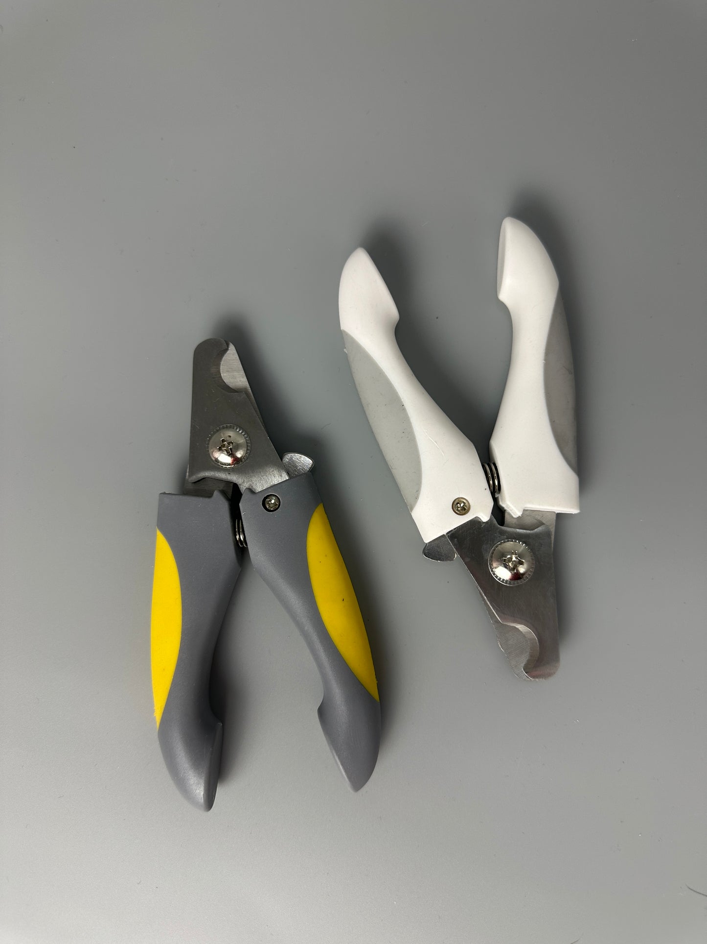 Claw pliers