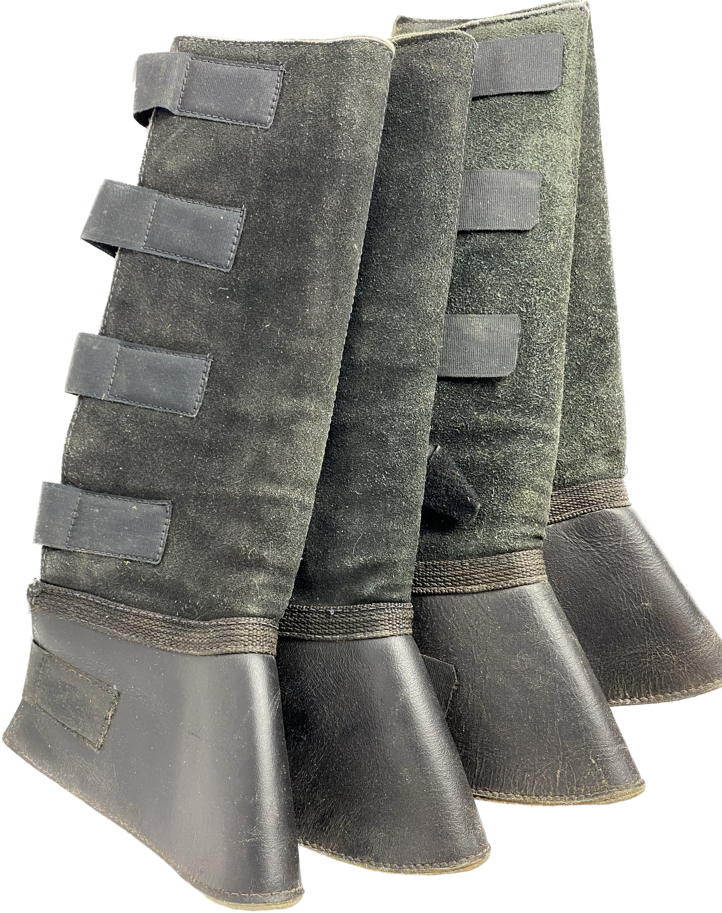 Transport protection in suede, wool and leather
