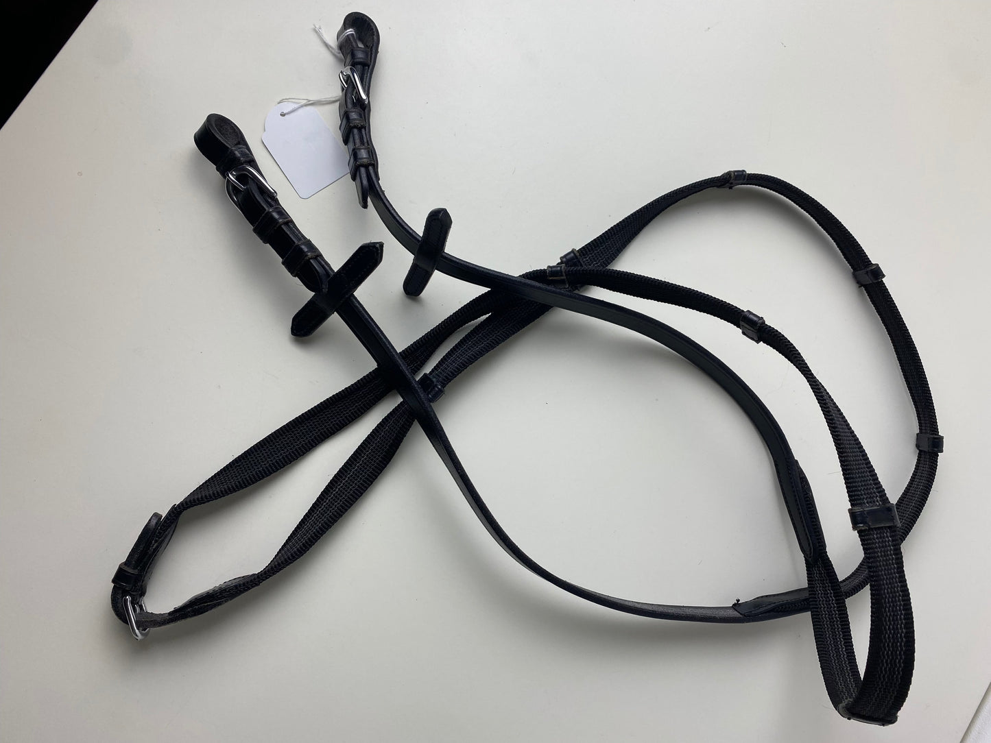 Ribbed reins with grip