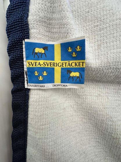 Skrittäcke stl 155 SVEA Sverigetäcket
Vattentätt med tunt foder