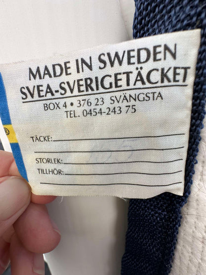 Skrittäcke stl 155 SVEA Sverigetäcket
Vattentätt med tunt foder