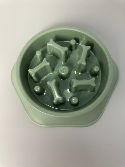 Slowfeed dog food bowl