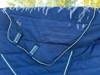 Stalltäcke | 140 | Horseware Rambo Stable Plus Vari-Layer 450g