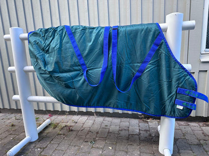 Bucas vinter-/utetäcke ca 200g stl 135