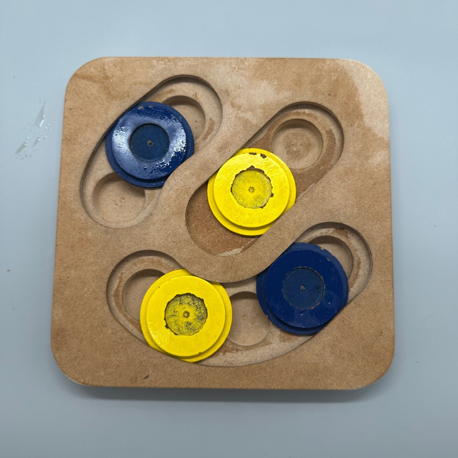 Aktivitetsspel för hund | Little & Bigger - Aktivitetslek - Equi ReUse Sweden AB