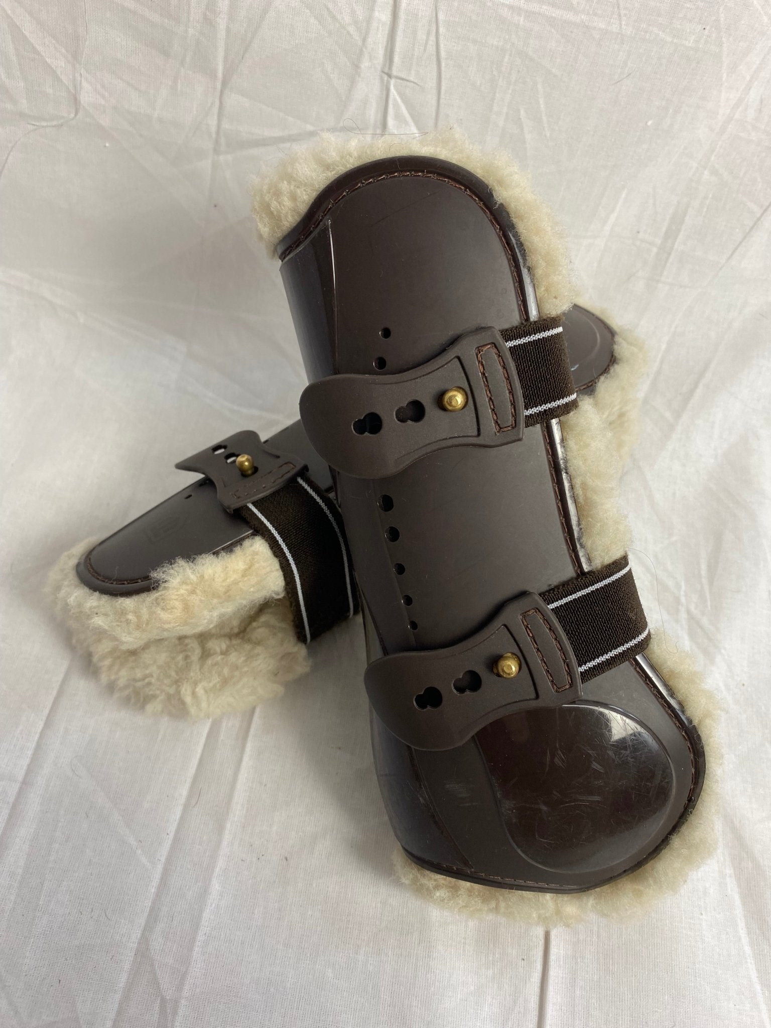 Benskydd med ull | Trinity - Equi ReUse Sweden AB