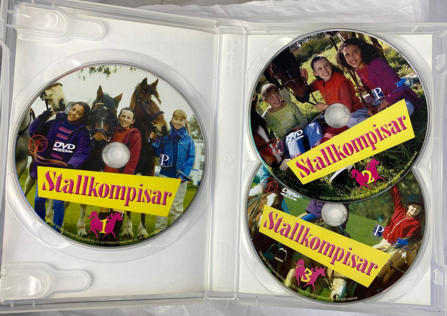 DVD - serie Stallkompisar Säsong 1 - Equi ReUse Sweden AB
