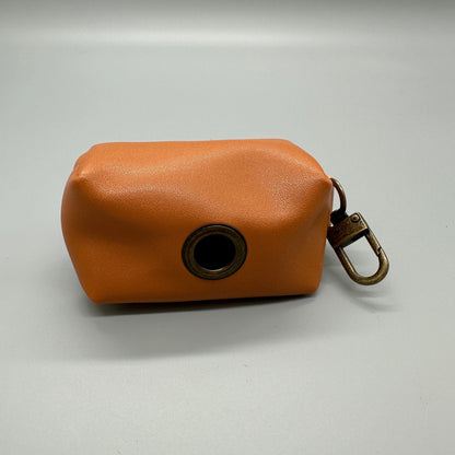 Hållare för hundbajspåsar - Hållare för bajspåsar - Equi ReUse Sweden AB