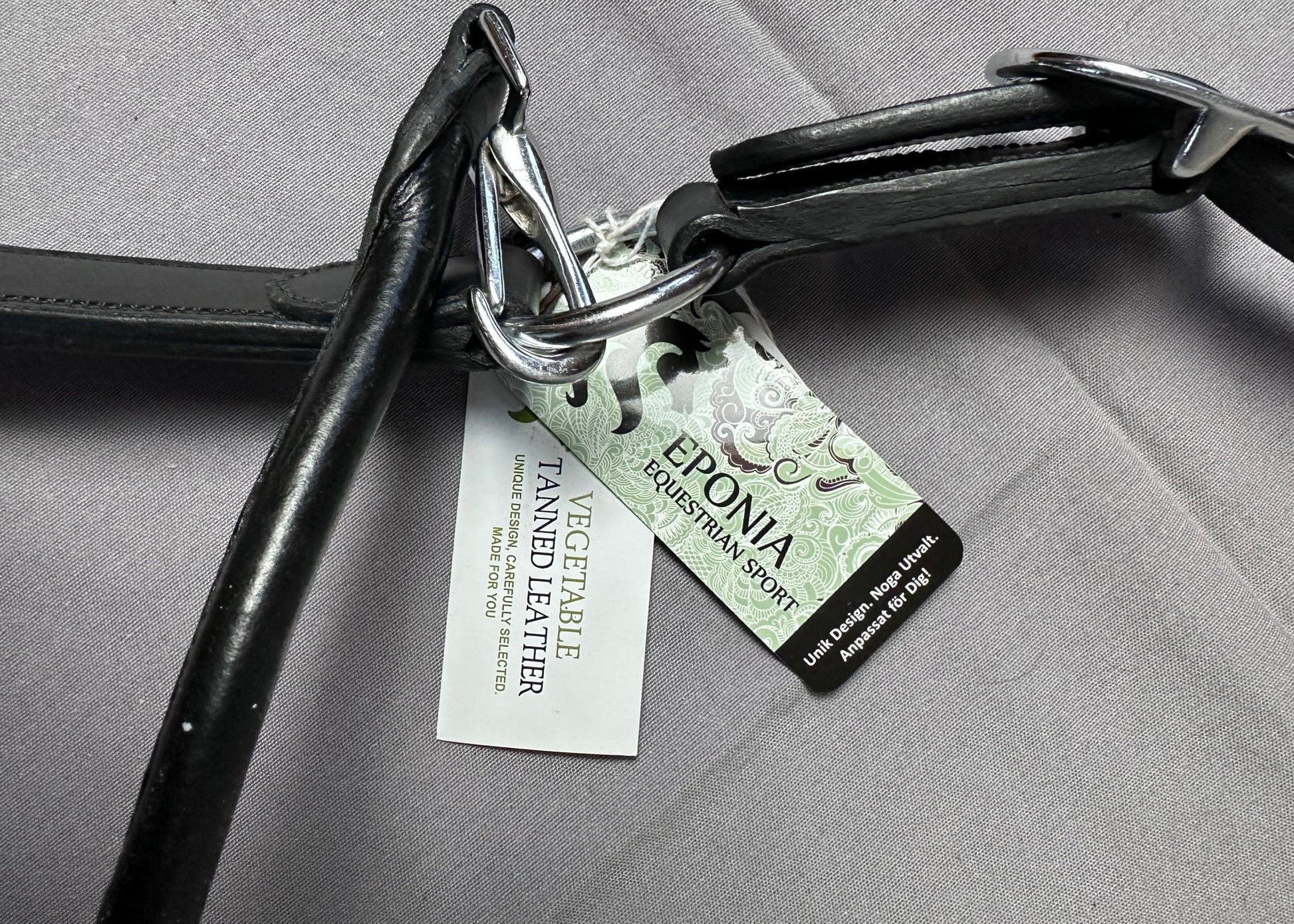 Lädergrimma med fårskinn | Eponia Equestrian sport - Grimma - Equi ReUse Sweden AB