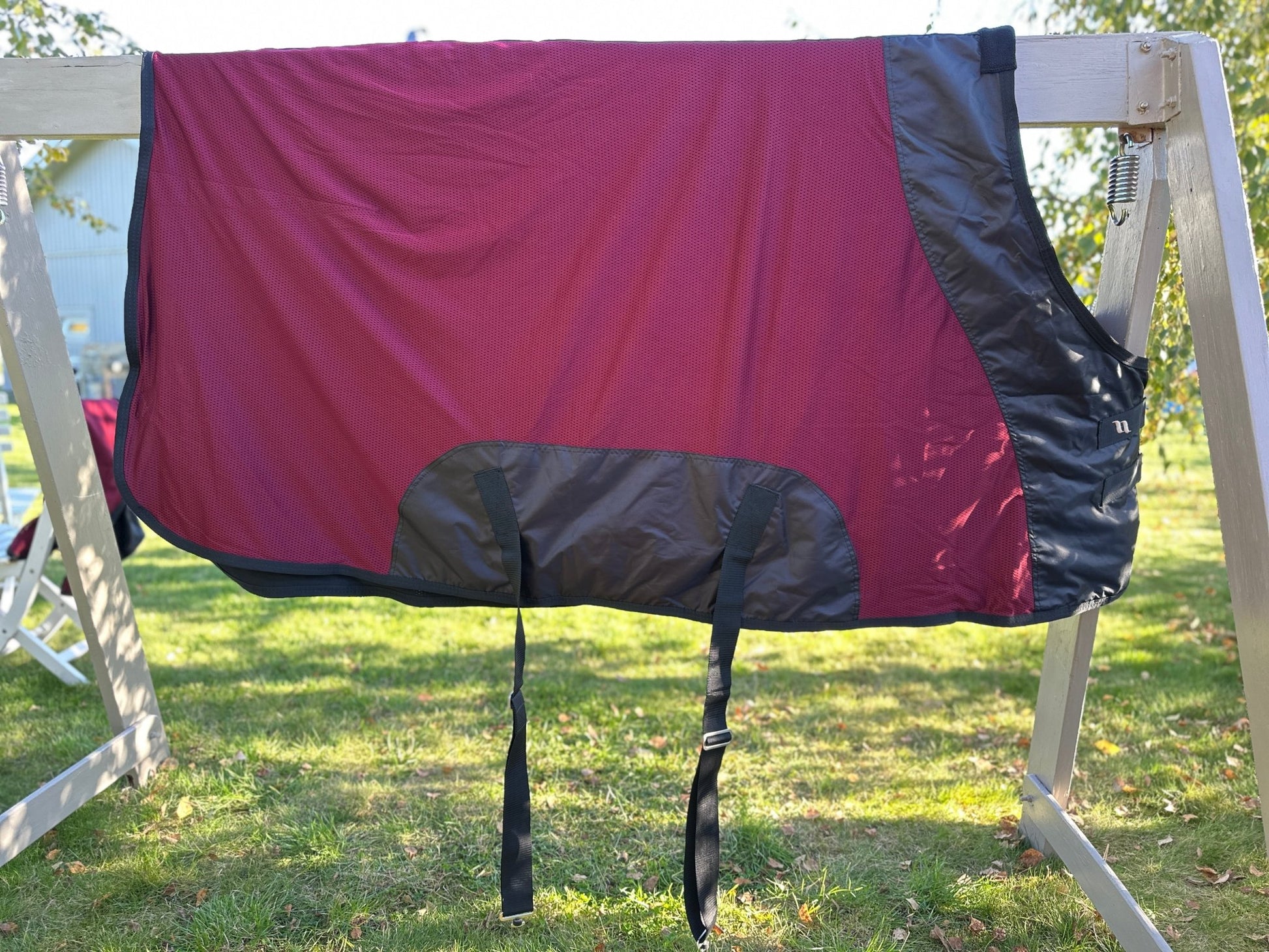 Meshtäcke | 125 | Back on Track - Equi ReUse Sweden AB