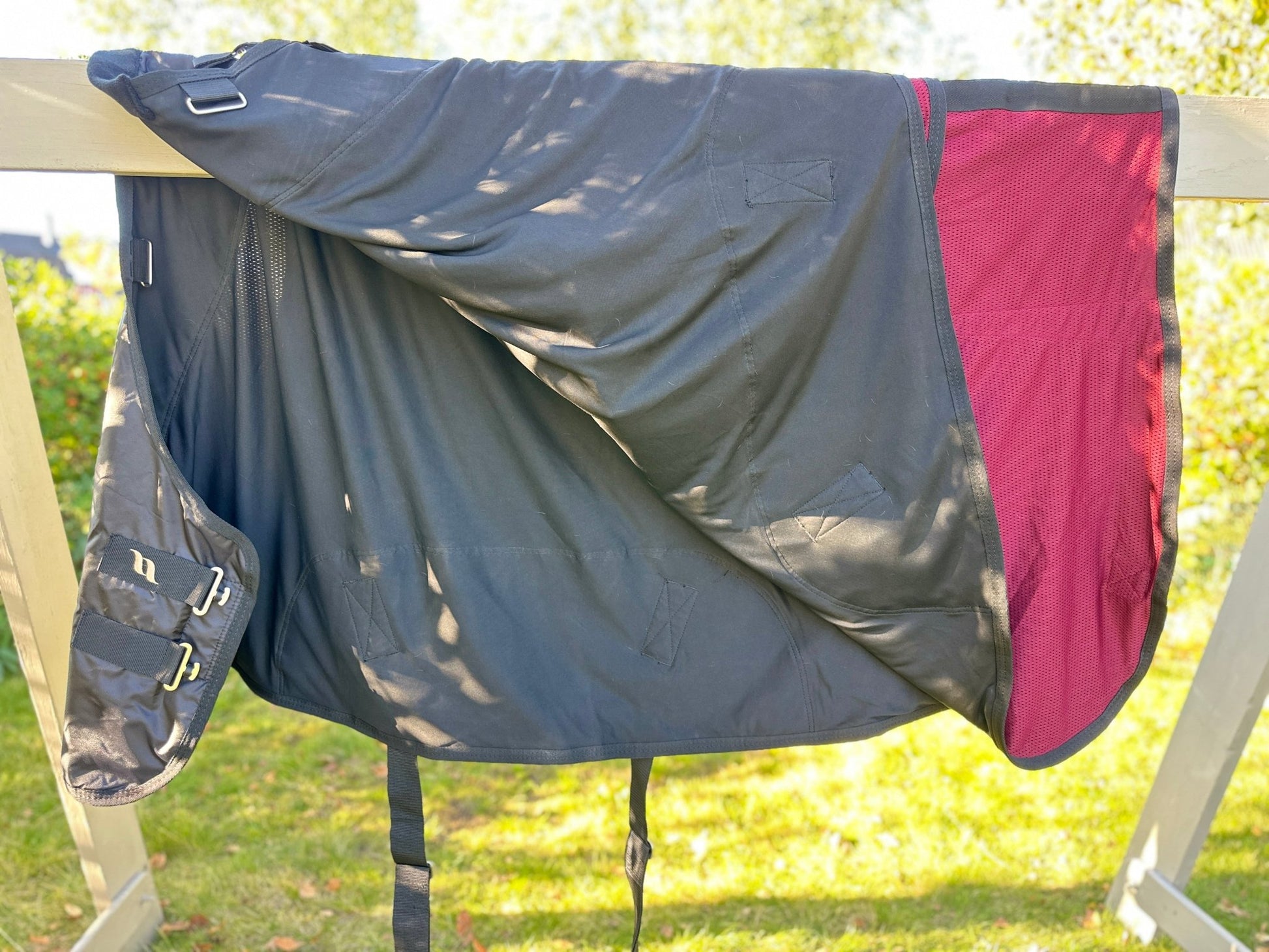 Meshtäcke | 125 | Back on Track - Equi ReUse Sweden AB