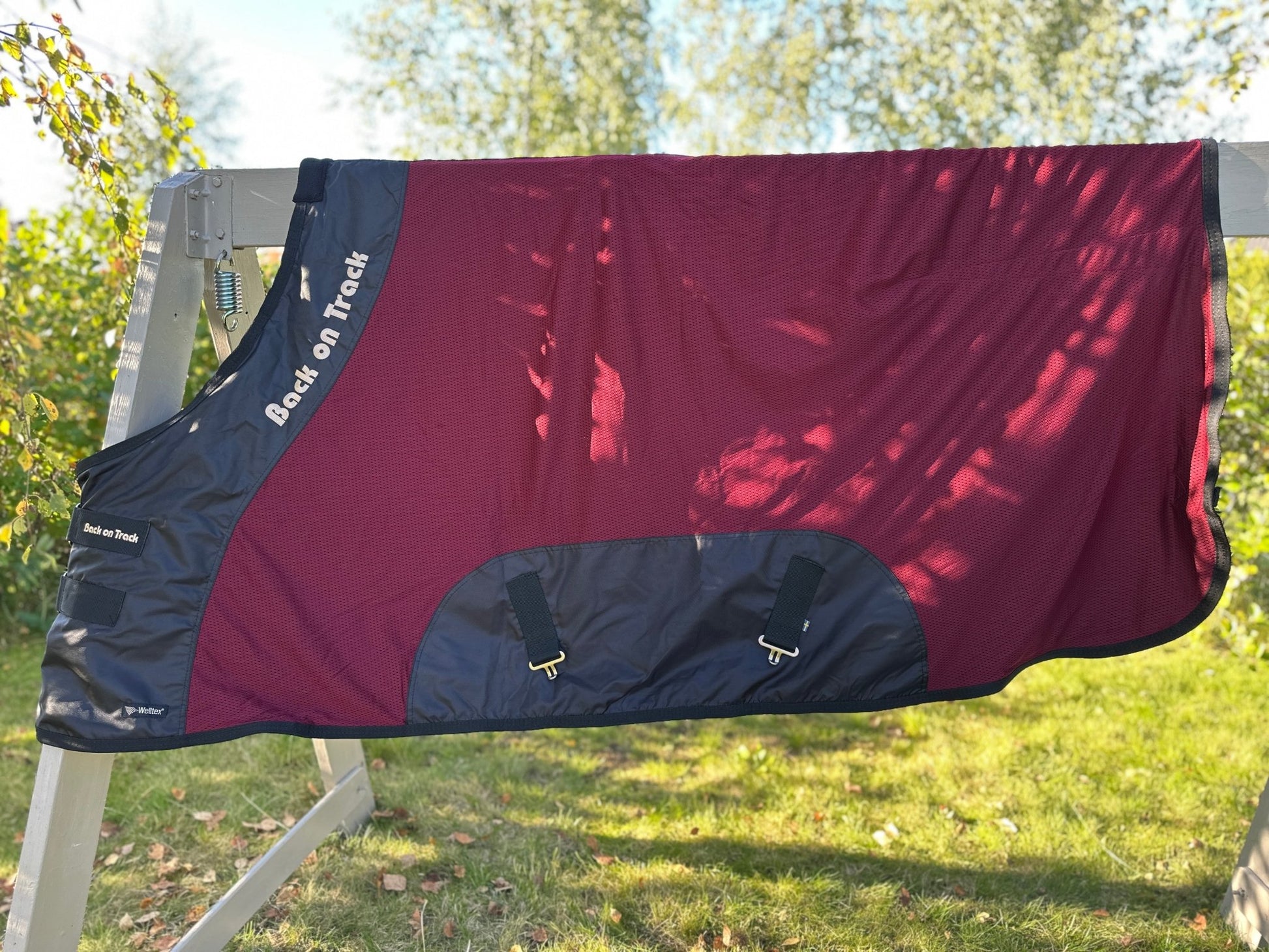 Meshtäcke | 125 | Back on Track - Equi ReUse Sweden AB