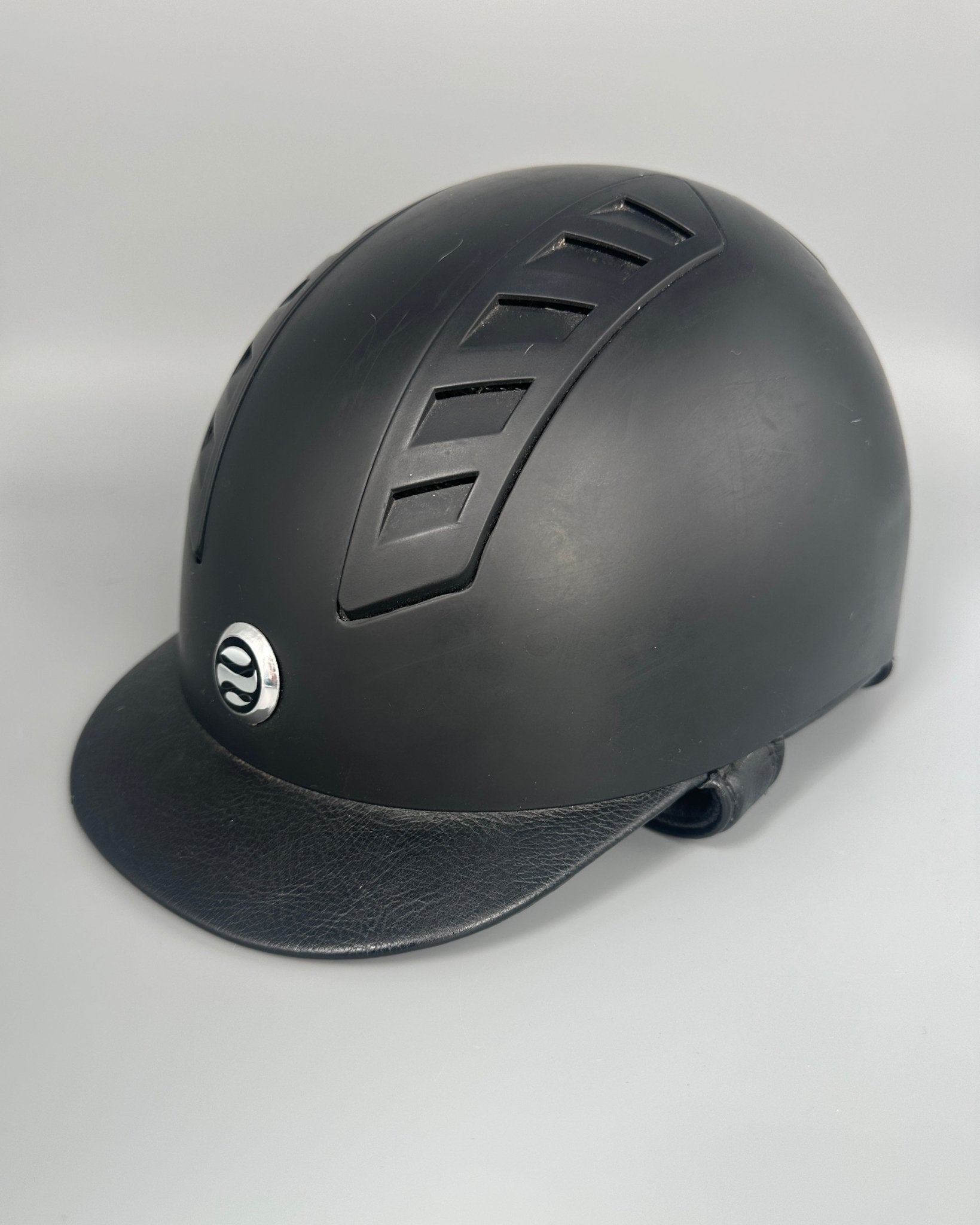 Ridhjälm | 57 | Back on Track EQ3 - Equi ReUse Sweden AB