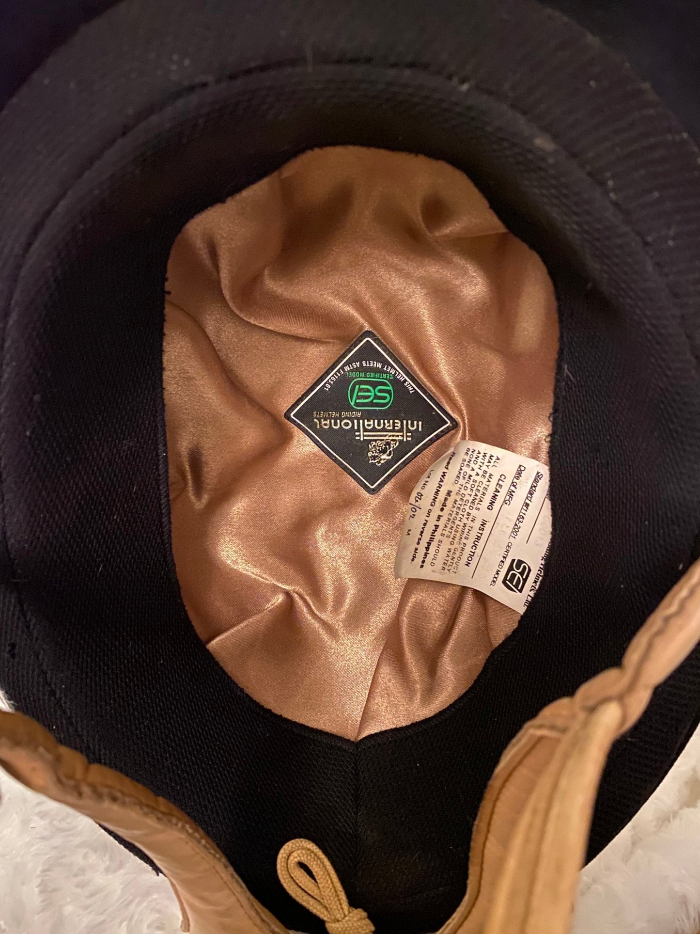 Ridhjälm | M | International Riding Helmets - Equi ReUse Sweden AB