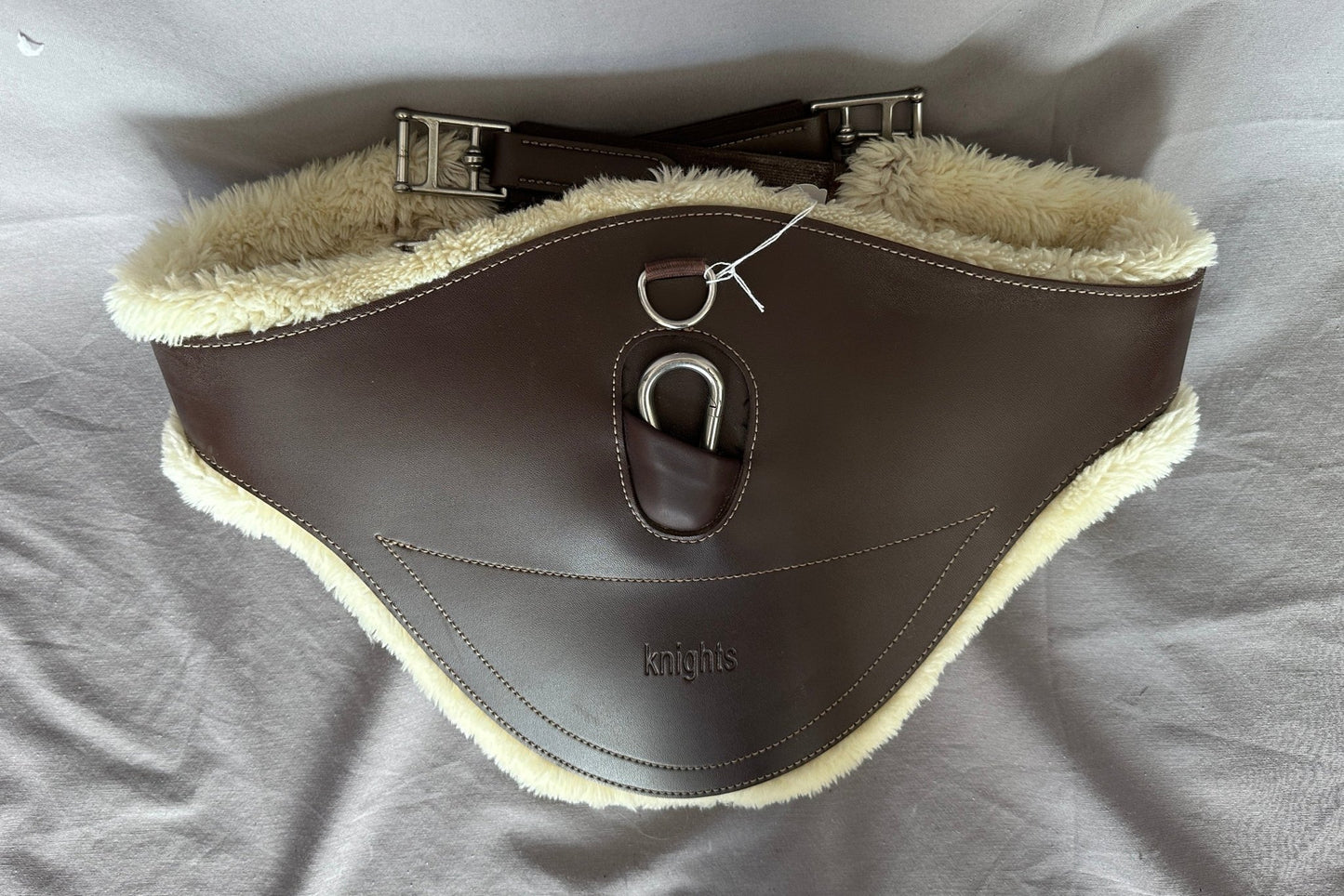 Sadelgjord magplatta | 130 | Knights - Sadelgjord - Equi ReUse Sweden AB