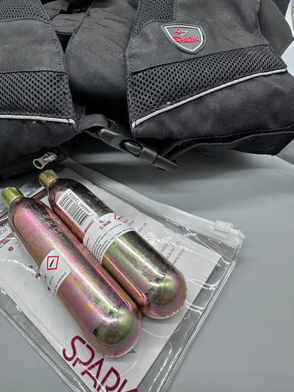 Säkerhetsväst med kolsyrepatron | SPARK M2 - Säkerhetsväst - Equi ReUse Sweden AB