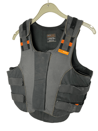 Säkerhetsväst | AiroWear Outlyne M4 Regular - Equi ReUse Sweden AB