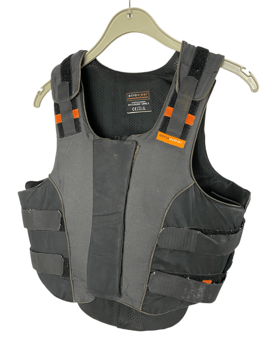 Säkerhetsväst | AiroWear Outlyne M4 Regular - Equi ReUse Sweden AB