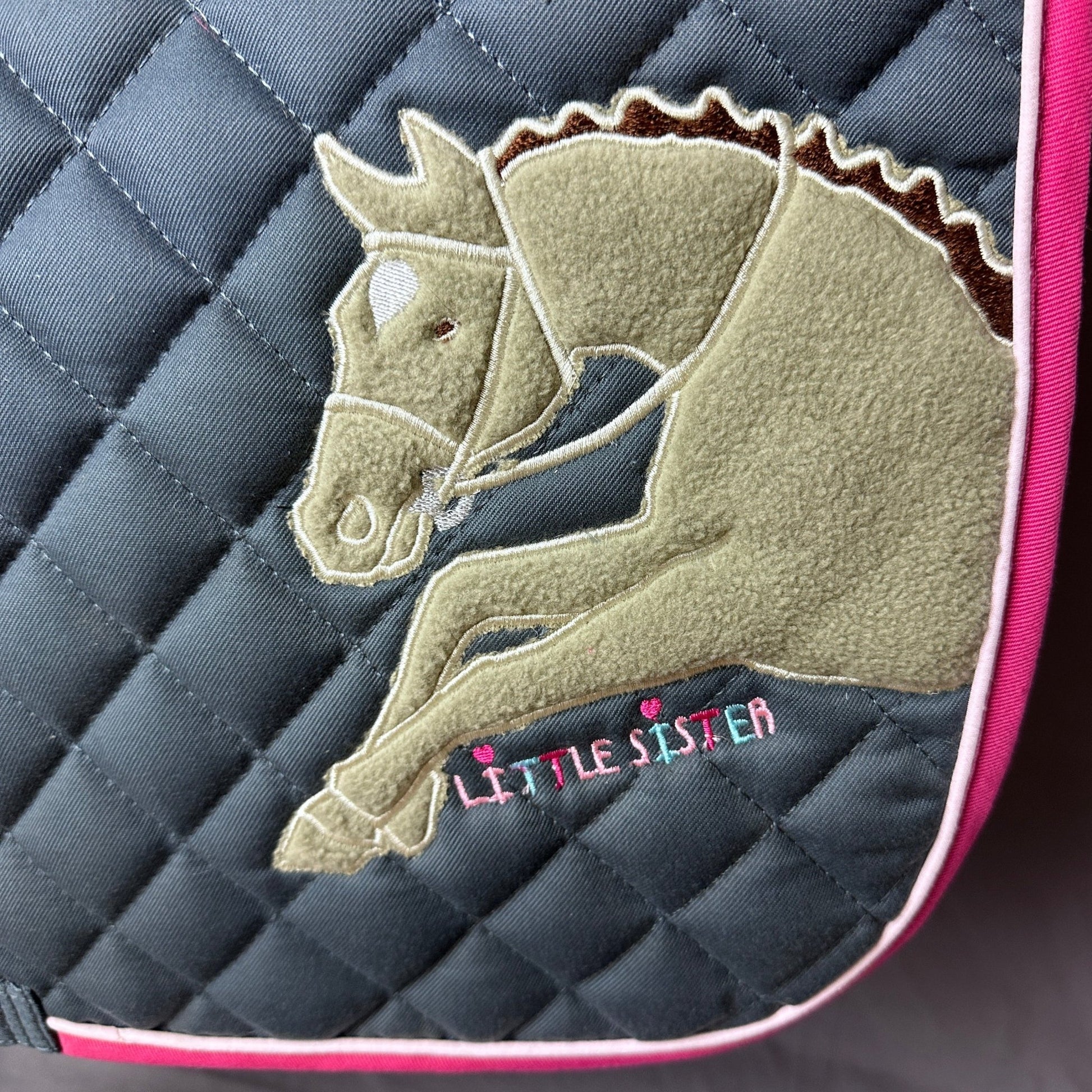 Schabrak Allround | Ponny | HKM Little Sister Piccola Cavallo - Allroundschabrak - Equi ReUse Sweden AB