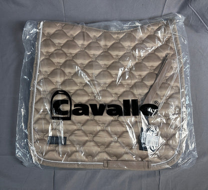 Schabrak Dressyr | Full | Cavallo Hanaya - Dressyrschabrak - Equi ReUse Sweden AB