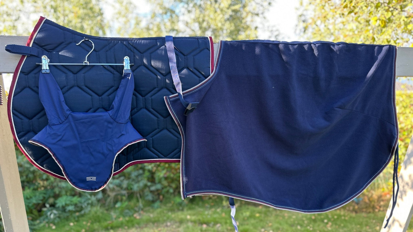 Set Ländtäcke, Hoppschabrak & Huva | Full | Fairfield - Equi ReUse Sweden AB