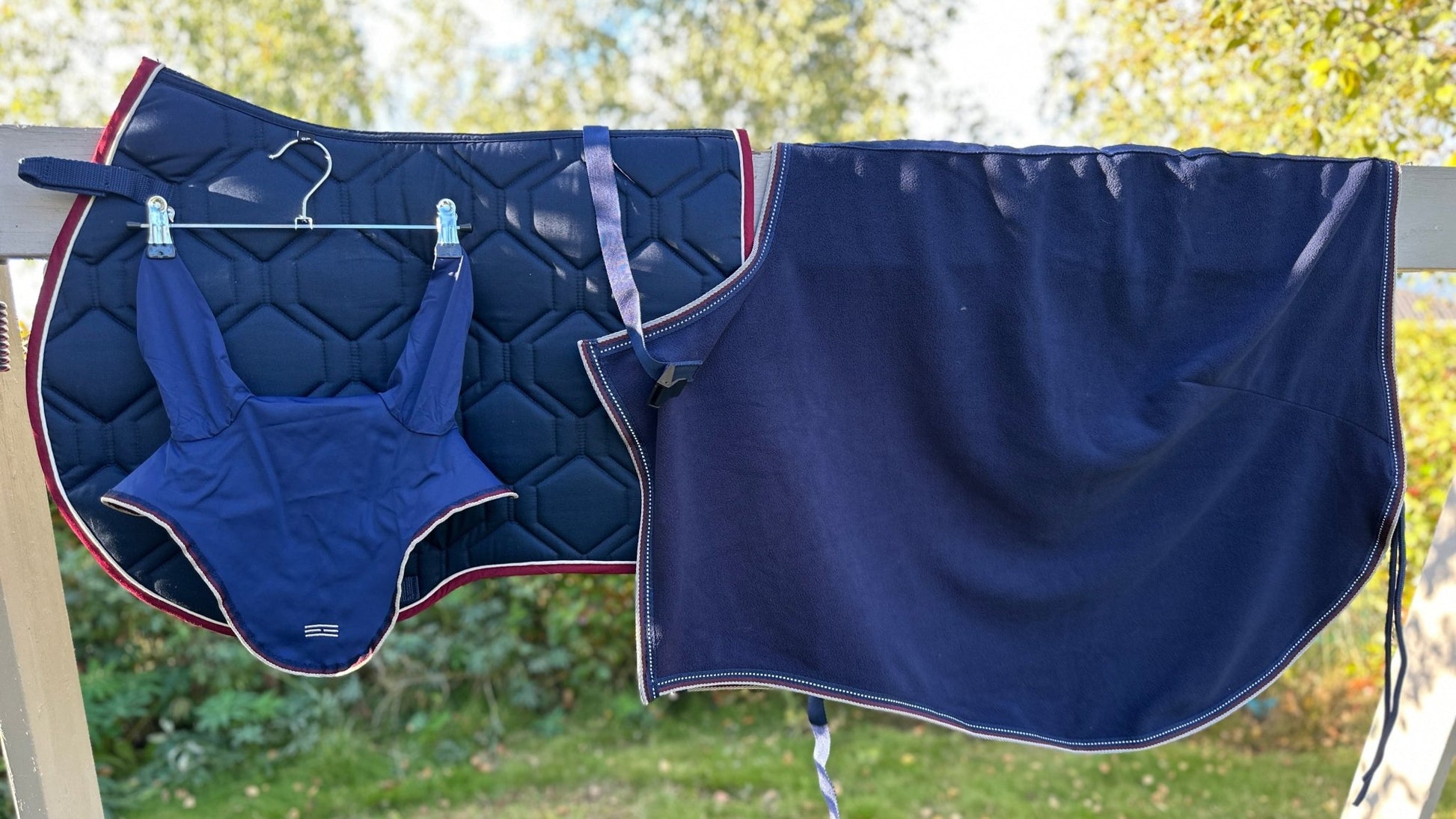 Set Ländtäcke, Hoppschabrak & Huva | Full | Fairfield - Equi ReUse Sweden AB