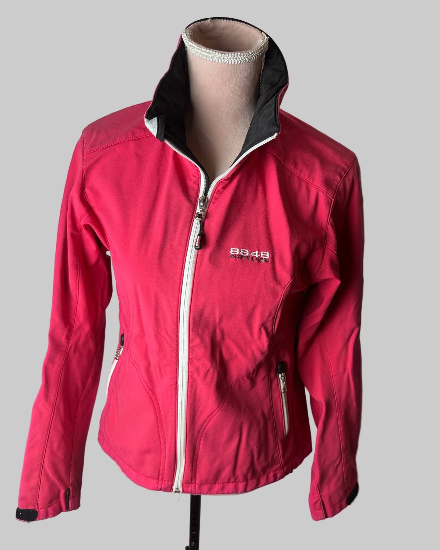 Softshelljacka | 38 | 8848 Altitude - Jackor & Kappor - Equi ReUse Sweden AB