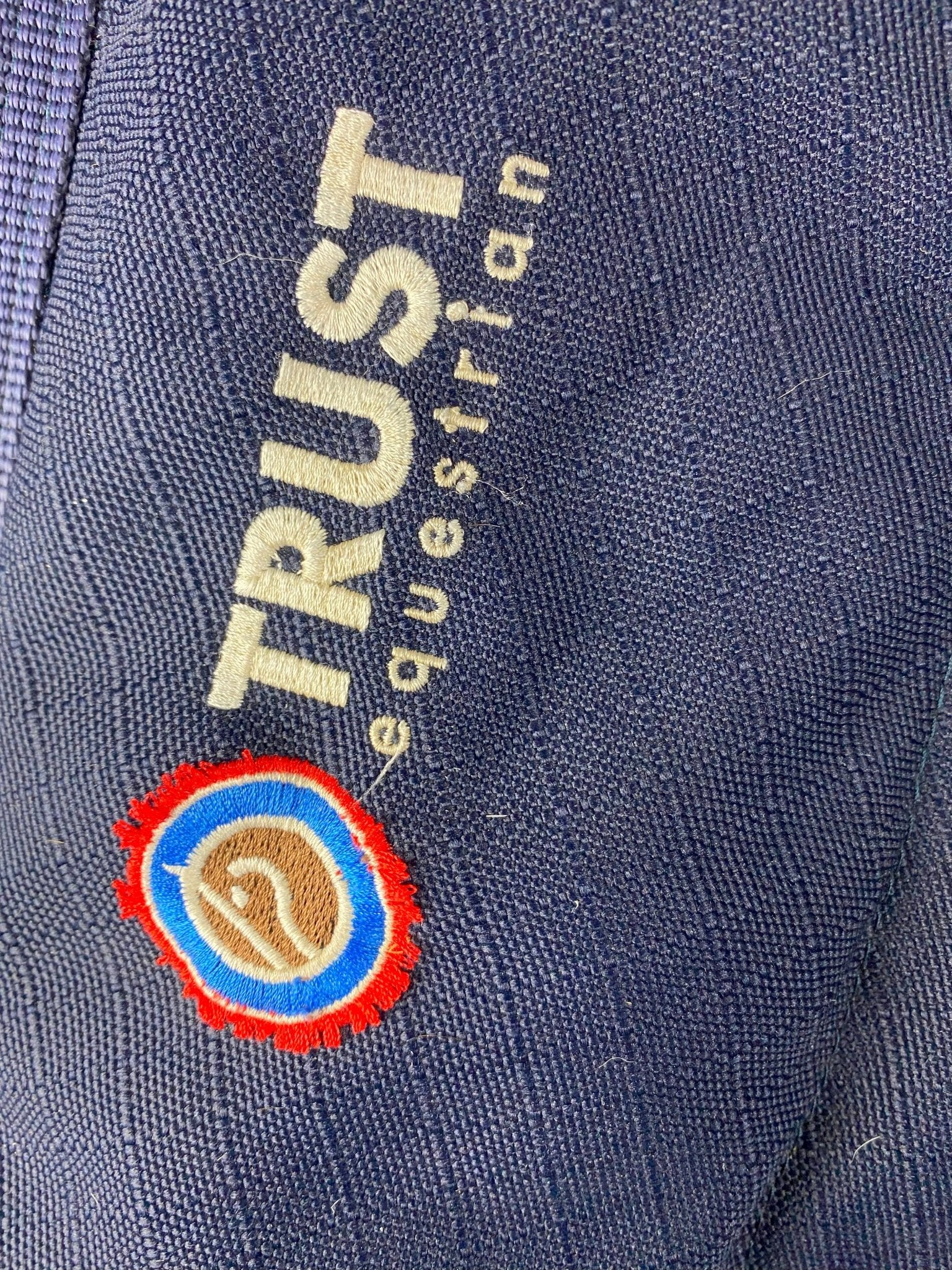 Stalltäcke 150g | 135 | Trust Tetris - Equi ReUse Sweden AB