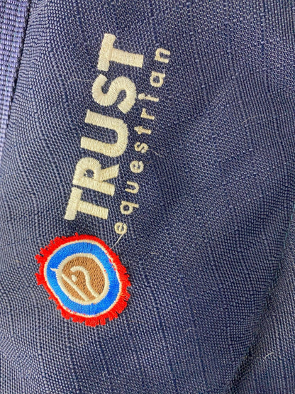 Stalltäcke 150g | 135 | Trust Tetris - Equi ReUse Sweden AB