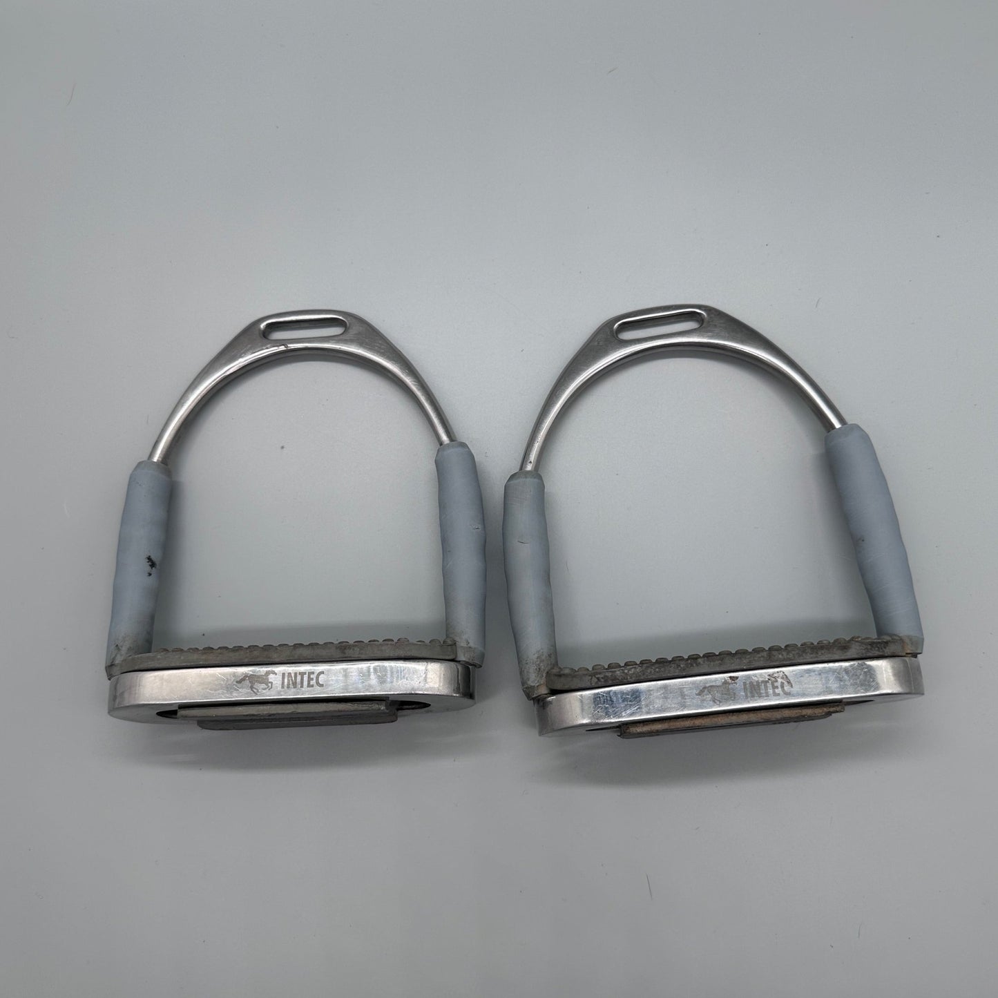 Stigbyglar ledade | Dam | Intec - Stigbyglar - Equi ReUse Sweden AB