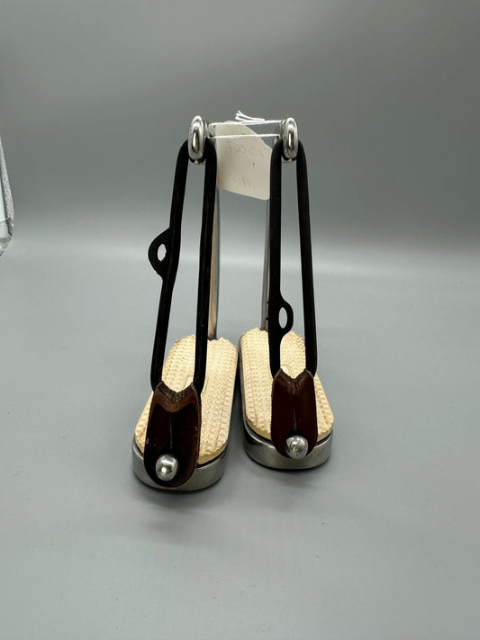 Stigbyglar m gummiband | Dam - Stigbyglar - Equi ReUse Sweden AB