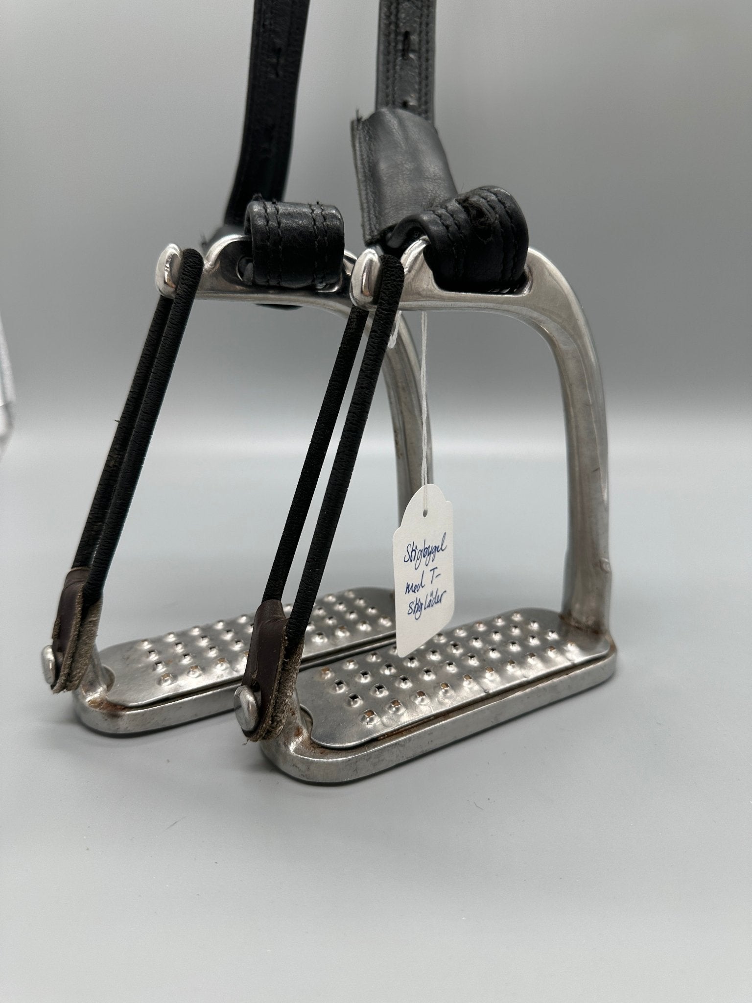 Stigbyglar & T - stigläder | Dam - Stigbyglar - Equi ReUse Sweden AB