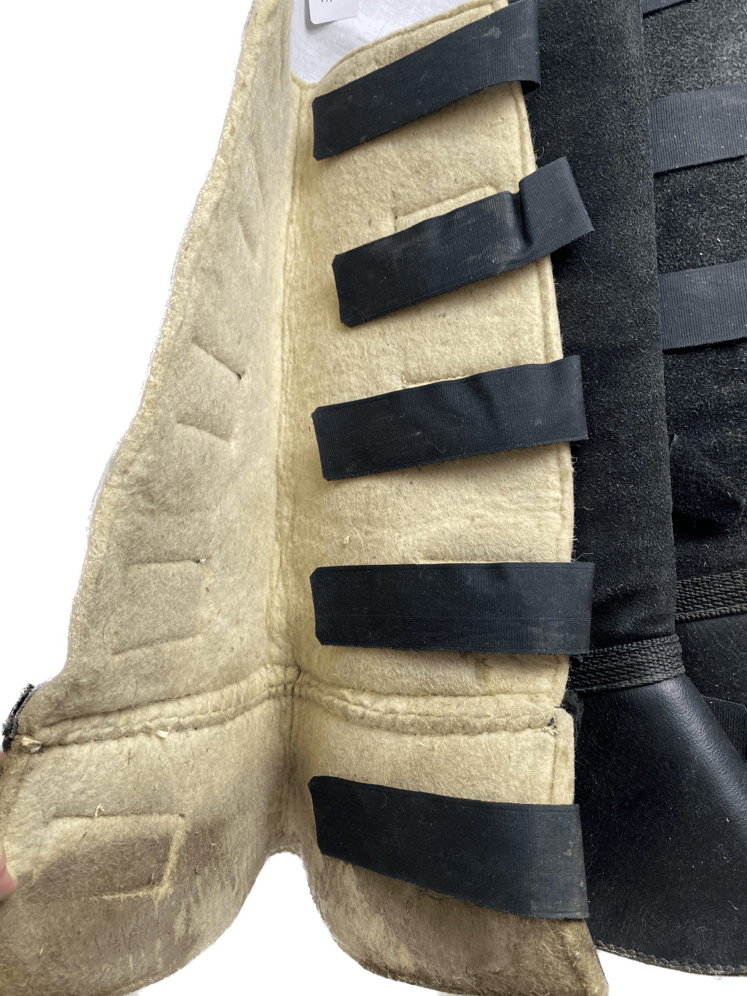 Transportskydd i mocka, ull och läder - Equi ReUse Sweden AB