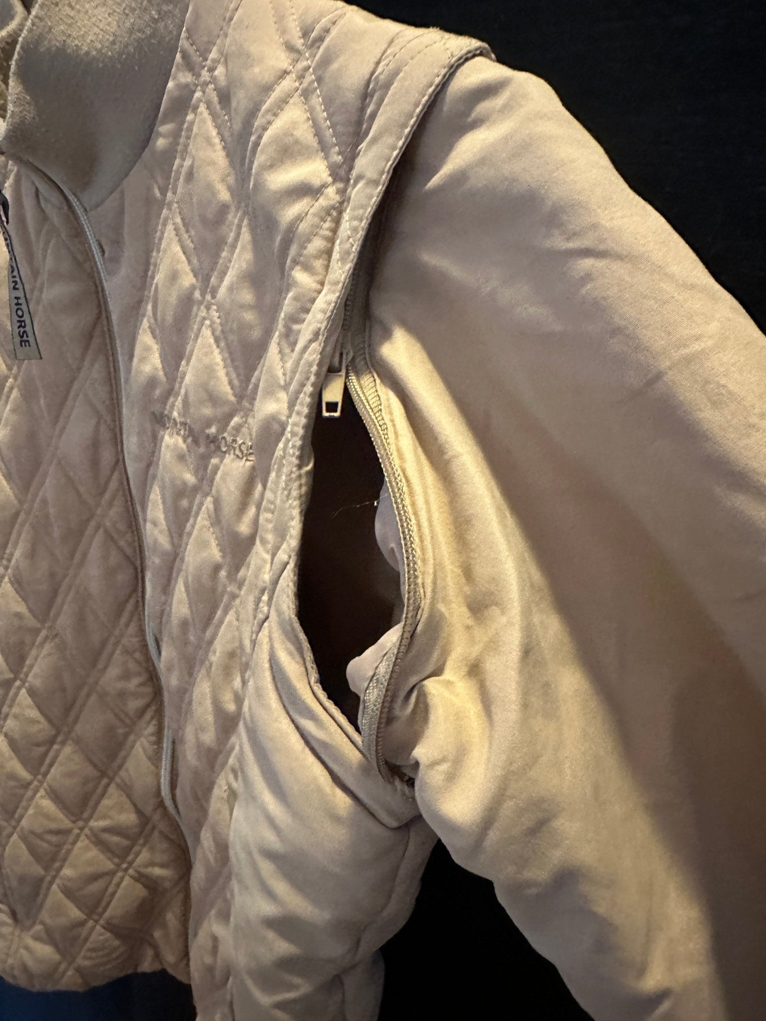 Tunnfodrad Jacka/ väst | XS | Mountain Horse - Jackor & Kappor - Equi ReUse Sweden AB