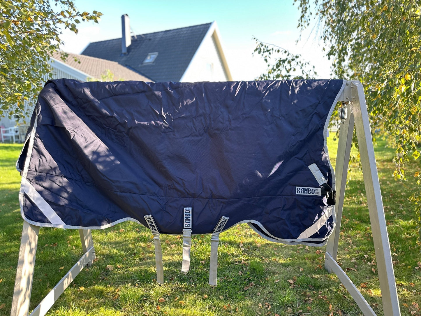 Utetäcke 200 g | 145 | Horseware Rambo TO Wug Medium - Equi ReUse Sweden AB