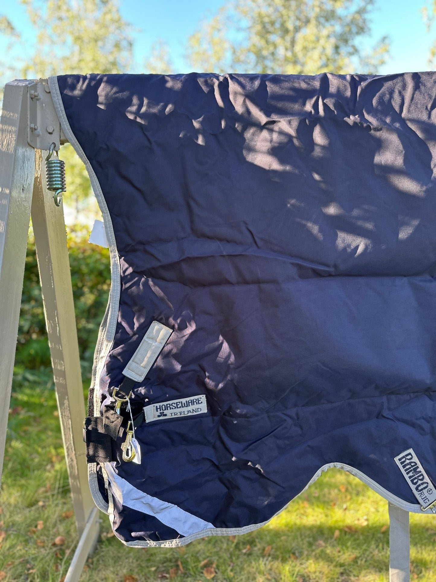 Utetäcke 200 g | 145 | Horseware Rambo TO Wug Medium - Equi ReUse Sweden AB